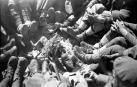 Imágenes del libro 'La cámara en el macuto', un libro que reúne imágenes de soldados aficionados a la fotografía durante la Guerra Civil.