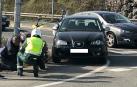 Herido leve un motorista en una colisión con un turismo en la PA-30