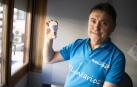 El voluntariado llega a la factura de la luz