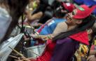 Disfraces tradicionales, bailes, carrozas por tierra y agua... Así están viviendo varias ciudades de Europa y América sus Carnavales