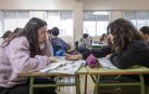 Alumnado del IES Basoko durante un día de clase.