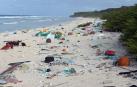 Isla Henderson, en el Pacífico Sur, plagada de restos de plástico.