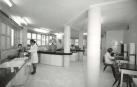 Fotografía de mujeres trabajando en el laboratorio del Hospital de Navarra.