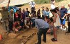 Exhumación de los restos mortales de una víctima del golpe de 1936.