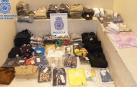 Las prendas de ropa incautadas en Logroño por la Policía Nacional.