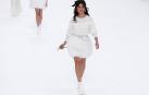 Penélope Cruz participa en el desfile homenaje a Karl Lagerfeld