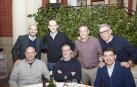El sábado 2 de marzo el Restaurante El Colegio de Pamplona acogió una nueva edición de la Noche del pádel navarro, en la que se entregaron tanto los galardones a mejor jugador y mejor jugadora de la temporada 2018 como los trofeos de campeones y subcampeones de todas las competiciones por equipos de clubes celebradas durante la temporada pasada. A la gala asistieron miembros de Junta Directiva, Asamblea General, Comisiones y miembros de los equipos técnicos y arbitrales de la FNP, presidentes y representantes de clubes afiliados, técnicos, jugadores y aficionados en general, hasta completar los 125 asistentes.