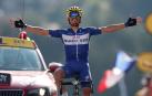 Alaphilippe se apunta la primera etapa alpina, Van Avermaet sigue líder