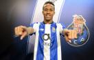 El central del Oporto Éder Militão, primer fichaje del Real Madrid para la próxima temporada