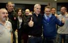 Morales y Duque celebran entre otros compañeros los resultados de las elecciones en Volkswagen