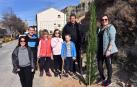 El sábado 16 de marzo los arguedanos se reunieron en el Paseo del Bordón para participar en una nueva edición del Día del árbol. La celebración se enmarcó dentro de la quinta edición de las Jornadas de Sostenibilidad, y en ella se plantaron 15 árboles y 45 rosales. Tras el duro pero divertido trabajo, los participantes pudieron disfrutar de   un almuerzo popular. Una cita muy entretenida para las familias.