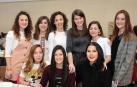 La Sociedad Cultural Deportiva y Recreativa Ana de Velasco de Marcilla celebró un día de encuentro con sus socios con una comida popular que se celebró en el pabellón municipal el sábado 23 de marzo. Al exquisito menú de sidrería le siguió una sesión de baile a cargo de la orquesta Nueva Alaska. Una jornada para disfrutarla en cuadrilla.