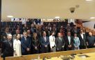 Autoridades, ponentes, moderadores y organizadores del II Ribera Forum, organizado por Diario de Navarra y Navarra Capital, posaron juntos tras la clausura de la jornada.