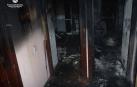 Un hombre trasladado al hospital al inhalar humo en un incendio en su casa
