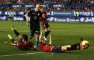 Los jugadores de Osasuna lograron la victoria en la Jornada 16 tras derrotar por la mínima, en el estadio de El Sadar y con un gol de Íñigo Pérez en el minuto 89, al Lugo.