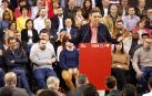 El presidente del Gobierno y candidato del PSOE, Pedro Sánchez , ha participado en un acto político que los socialistas navarros han celebrado esta tarde en el Navarra Arena, en Pamplona