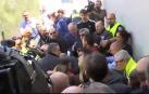 Estudiantes de la UAB tratan de impedir por la fuerza un acto de Álvarez de Toledo