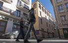 El gaztetxe se equipara a los bares tras una noche de ruido y suciedad