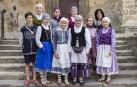 Tras una semana de actividades culturales complementarias, el domingo 14 de abril se abrió la vigésimo segunda edición de la Feria de artesanía Ciudad de Viana. Más de 60 artesanos locales y de provincias cercanas ofrecieron a los presentes su saber en oficios como los de cestero, guarnicionero, botero, vidrio, talla de piedra y madera, joyería, cerámica, forja, lana, etc. A ellos se añadieron puestos de alimentación tradicional y un variado programa de animación.