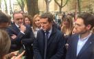 Javier Esparza, Carmen Alba, Ana Beltrán, Pablo Casado y Sergio Sayas, en la plazuela de San José.