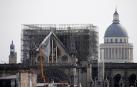 Notre Dame será protegida con una gran lona para evitar nuevos daños
