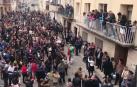 Vídeo del Judas de Cabanillas mientras se escabulle entre las viviendas de Cabanillas un Domingo de Resurrención más