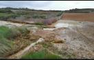 La rotura de una tubería del Canal de Navarra corta 45 la carretera Artajona-Tafalla