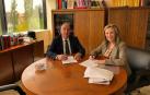 Marino Barasoain e Izaskun Goñi, en la firma del convenio de Gobierno de Navarra y la Fundación Navarra para la Excelencia