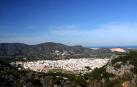 Muere un hombre en Alicante tras despeñarse su coche por un barranco