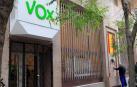 Vox denuncia un ataque "a martillazos" a su sede nacional