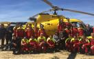 La consejera Beaumont y los directores de Bomberos y Protección Civil con los integrantes del GRT.