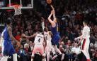 McCollum y Lillard dan el triunfo a Trail Blazers en cuatro prórrogas