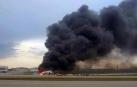 Al menos 40 muertos tras arder un avión en un aeropuerto de Moscú