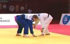 Descalificado un judoca al caérsele el móvil en pleno combate