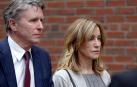 La actriz Felicity Huffman, a su llegada al juicio