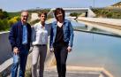 Chivite (PSN), en un acto de campaña en un tramo del Canal de Navarra