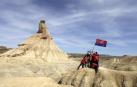 Un grupo de aficionados de la Peña Muskaria, en las Bardenas.
