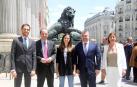 Los parlamentarios navarros toman posesión de su cargo en las Cortes