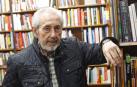 Díaz Monreal compone un esperpento colectivo en una Pamplona con mar