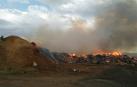Controlado un incendio en la planta de reciclaje de Viana