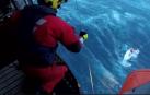 Rescate de cinco tripulantes de un velero a la deriva cerca de A Coruña