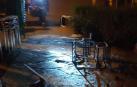 Prenden fuego a varias sillas de la terraza del Café Vienés de Pamplona