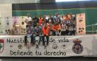 Foto de grupo de los premiados con el presidente de la Federación de Caza (en primera fila, primero por la dcha).