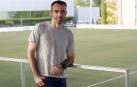 Hablar de fútbol con Andoni Alonso, entrenador de la Mutilvera, es charlar de su pasión. A los pies del Mutilnova asegura que continuará la temporada que viene en Mutilva.
