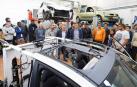Varios jóvenes se forman en automoción montando un coche híbrido en Iturrondo