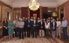 Los representantes del ajedrez español visitan el Ayuntamiento de Pamplona