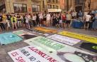 Grupos antitaurinos se manifiestan en Pamplona contra las corridas de toros