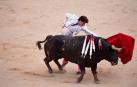 DIRECTO | Oreja para Roca Rey en el segundo toro de la quinta corrida de toros de San Fermín
