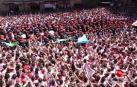 Salida de los gaiteros tras el chupinazo de San Fermín 2019
