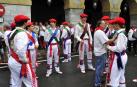 Por primera vez en más de seis siglos, tres  mujeres han formado parte del grupo de ezpatadantzaris que bailaron el Zubigainekoa para festejar San Fermín en Lesaka